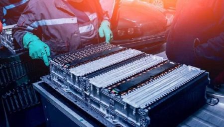 Koç Holding batarya fabrikası için Ford ve LG ile niyet mektubu imzaladı