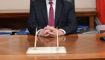 4 bürokrata ikinci koltuk