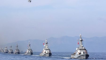 “Mavi Vatan’a göz diken savaşı göze alsın” resti!